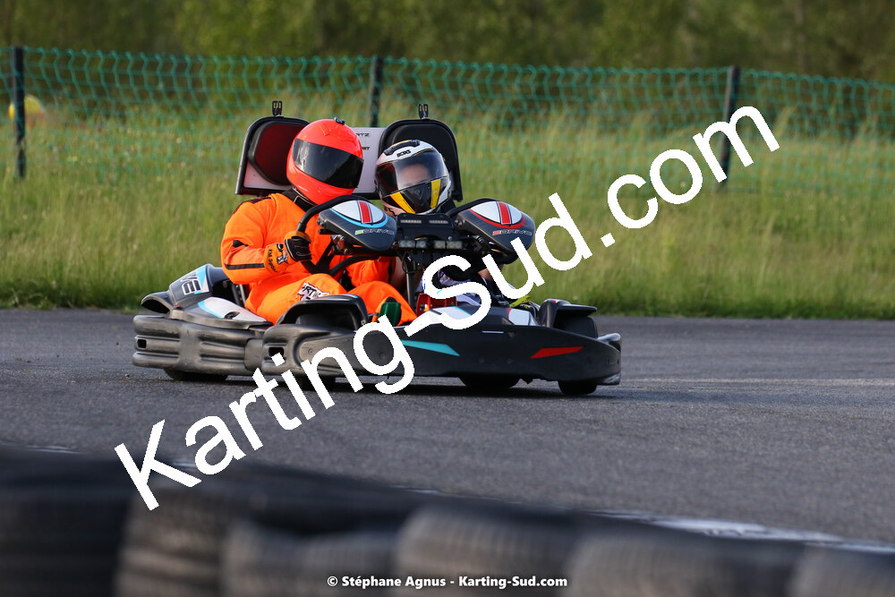 07/05/2022 : Endurance Loisir Les Razbitumes pour “1 maillot pour la vie” & Les Socio Esthéticiennes (Photos Stéphane Agnus) 2022 — karting