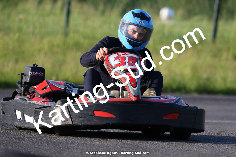 07/05/2022 : Endurance Loisir Les Razbitumes pour “1 maillot pour la vie” & Les Socio Esthéticiennes (Photos Stéphane Agnus) 2022 — karting
