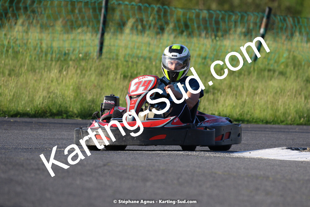 07/05/2022 : Endurance Loisir Les Razbitumes pour “1 maillot pour la vie” & Les Socio Esthéticiennes (Photos Stéphane Agnus) 2022 — karting