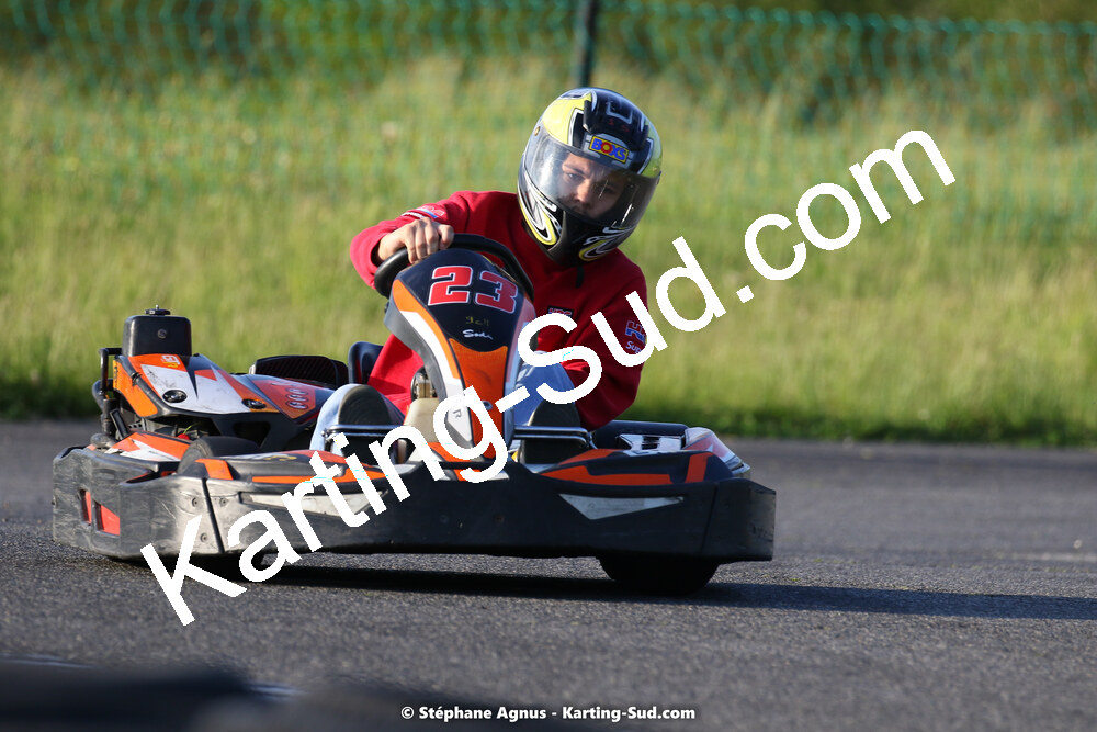07/05/2022 : Endurance Loisir Les Razbitumes pour “1 maillot pour la vie” & Les Socio Esthéticiennes (Photos Stéphane Agnus) 2022 — karting
