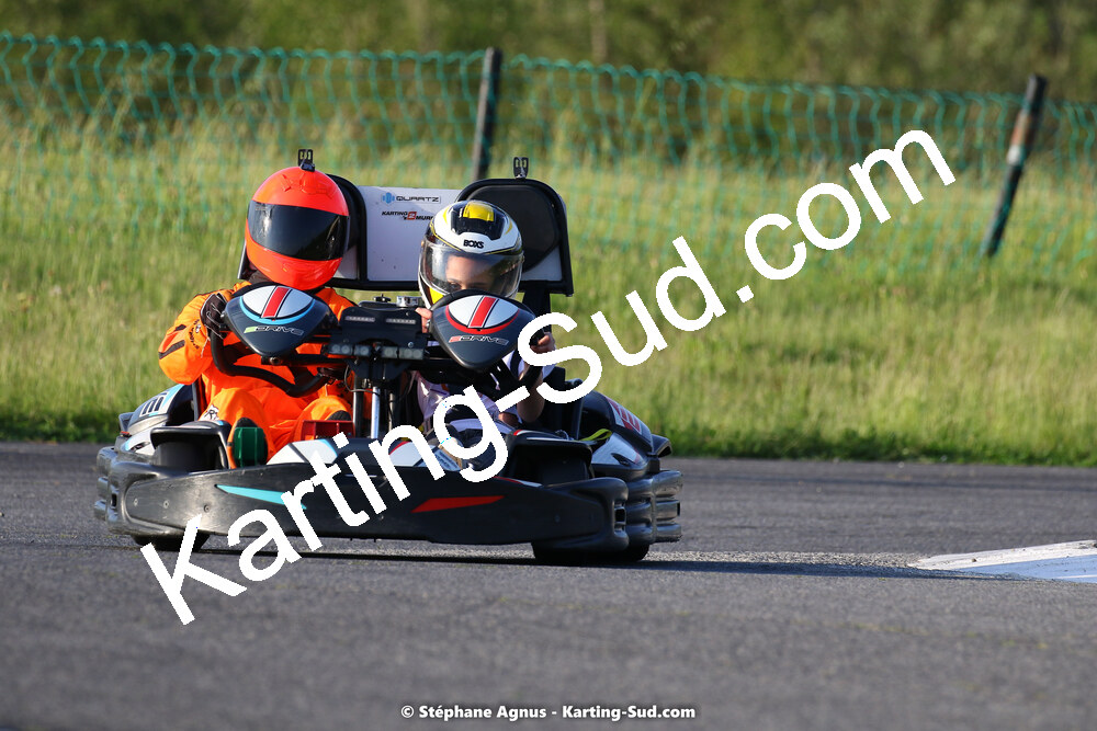 07/05/2022 : Endurance Loisir Les Razbitumes pour “1 maillot pour la vie” & Les Socio Esthéticiennes (Photos Stéphane Agnus) 2022 — karting