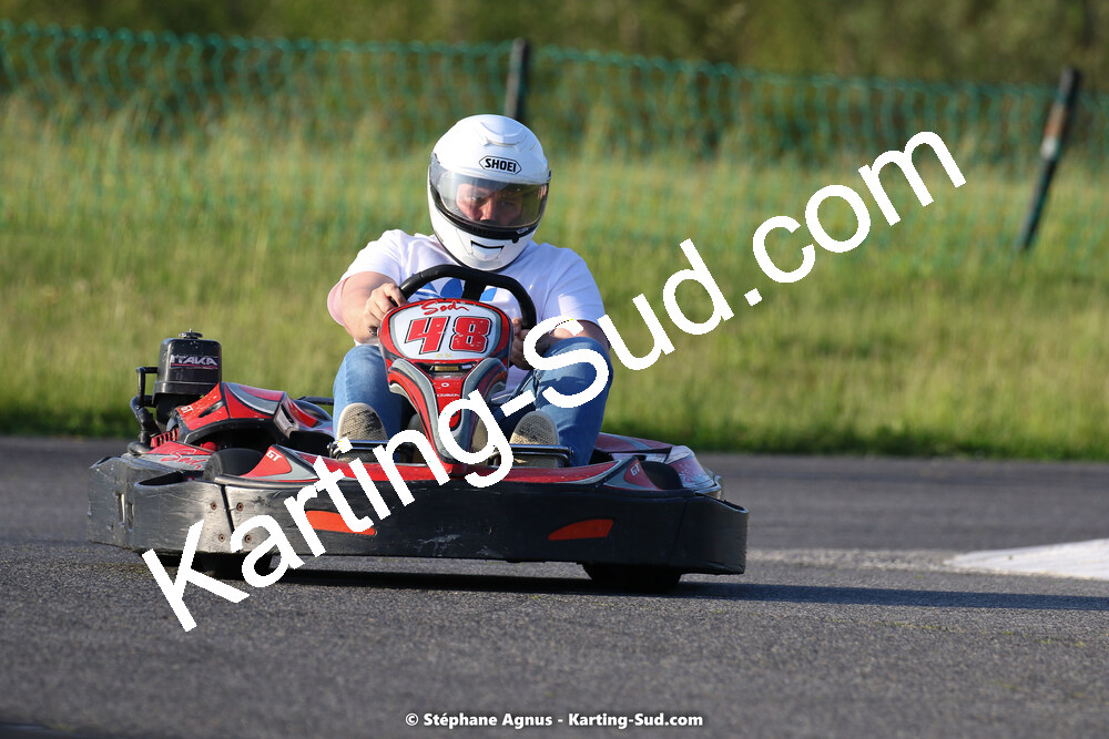 07/05/2022 : Endurance Loisir Les Razbitumes pour “1 maillot pour la vie” & Les Socio Esthéticiennes (Photos Stéphane Agnus) 2022 — karting
