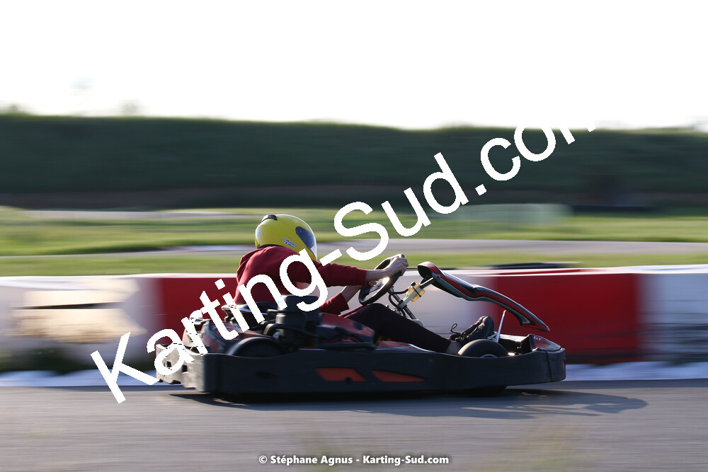 07/05/2022 : Endurance Loisir Les Razbitumes pour “1 maillot pour la vie” & Les Socio Esthéticiennes (Photos Stéphane Agnus) 2022 — karting