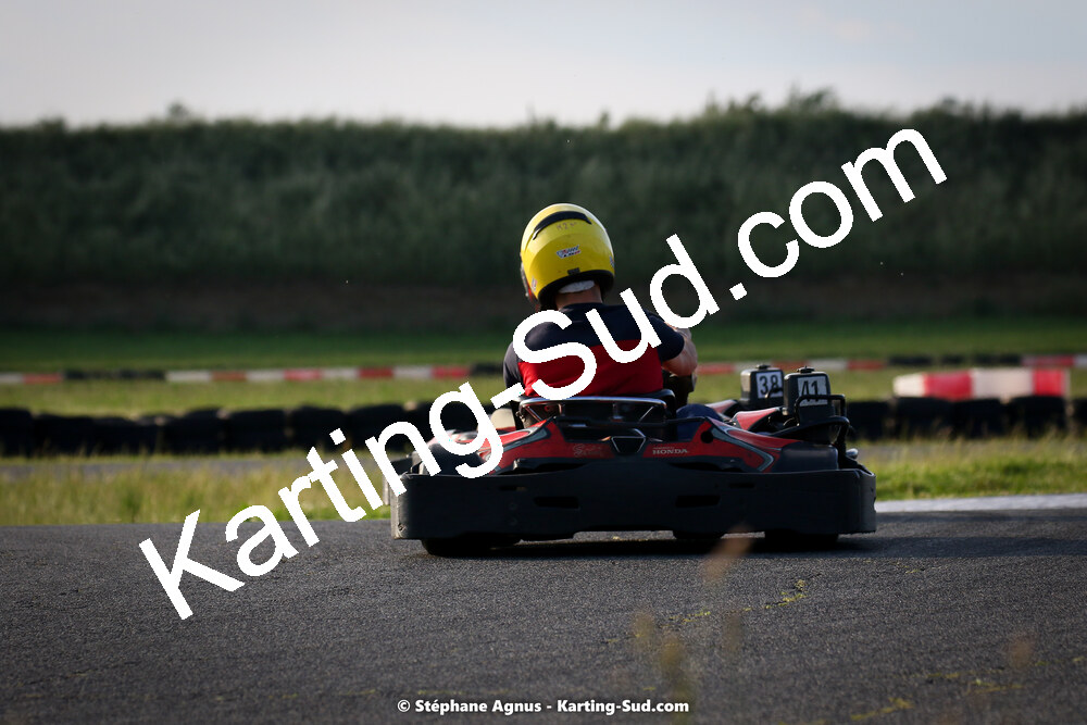 07/05/2022 : Endurance Loisir Les Razbitumes pour “1 maillot pour la vie” & Les Socio Esthéticiennes (Photos Stéphane Agnus) 2022 — karting