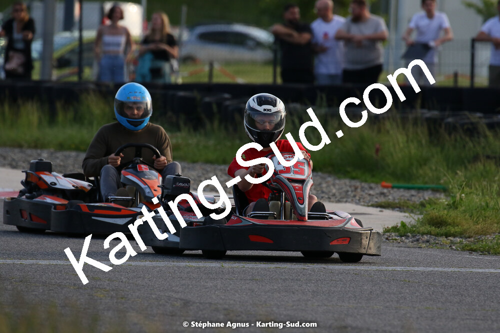 07/05/2022 : Endurance Loisir Les Razbitumes pour “1 maillot pour la vie” & Les Socio Esthéticiennes (Photos Stéphane Agnus) 2022 — karting