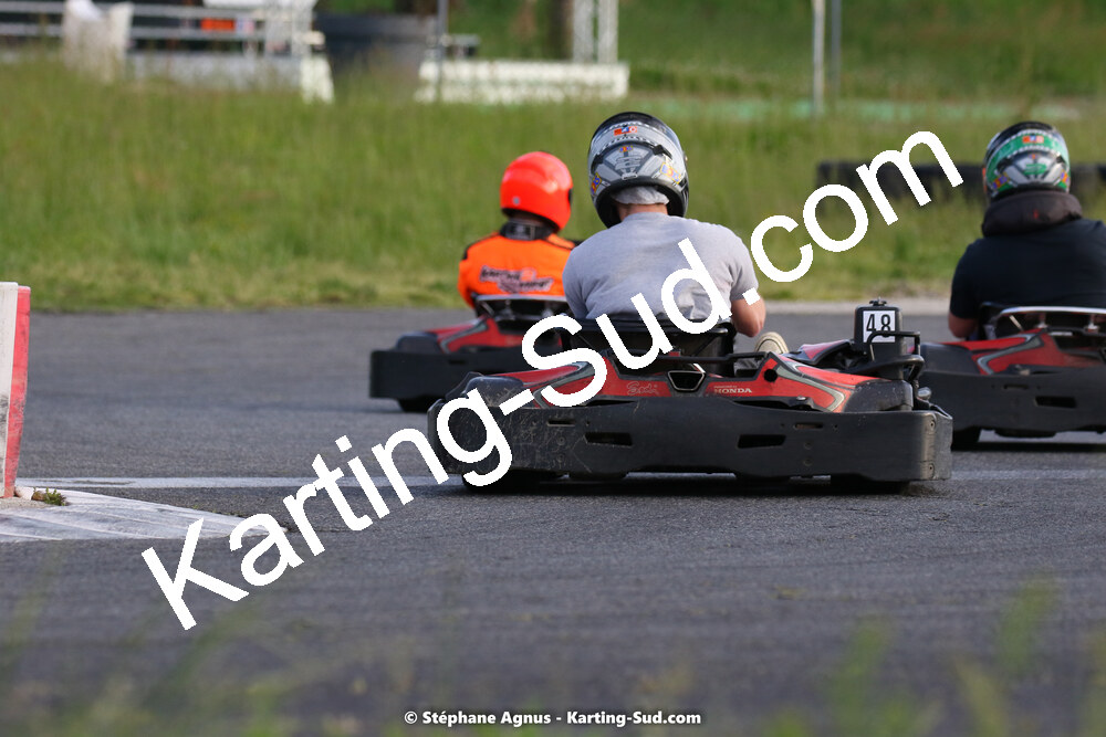 07/05/2022 : Endurance Loisir Les Razbitumes pour “1 maillot pour la vie” & Les Socio Esthéticiennes (Photos Stéphane Agnus) 2022 — karting