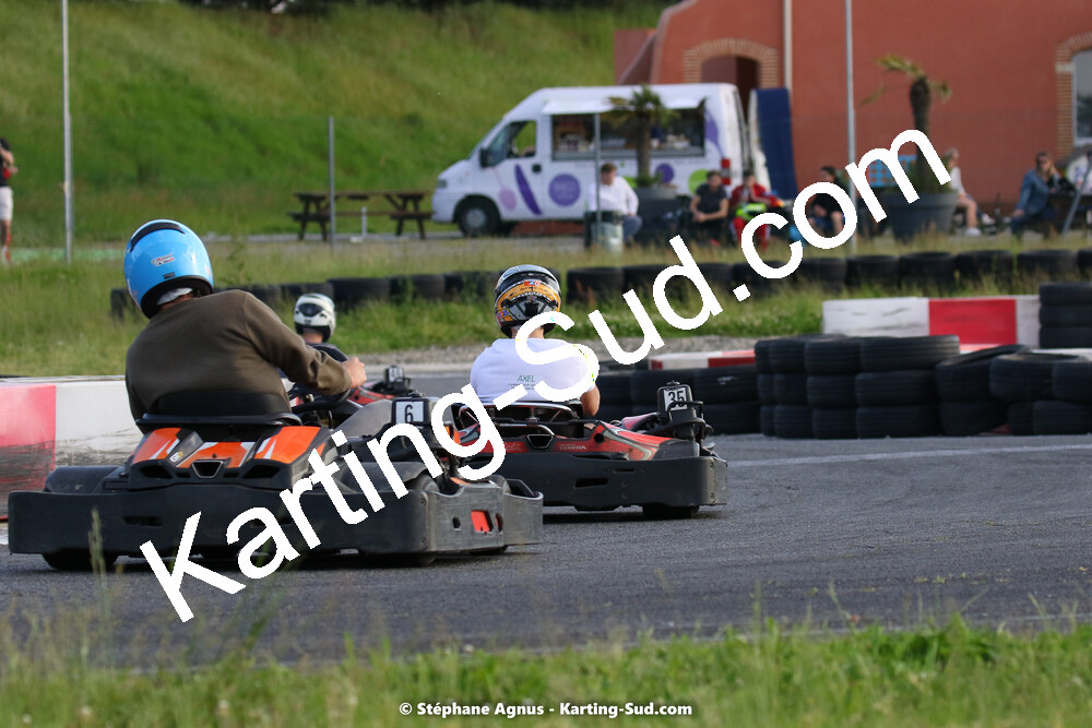 07/05/2022 : Endurance Loisir Les Razbitumes pour “1 maillot pour la vie” & Les Socio Esthéticiennes (Photos Stéphane Agnus) 2022 — karting