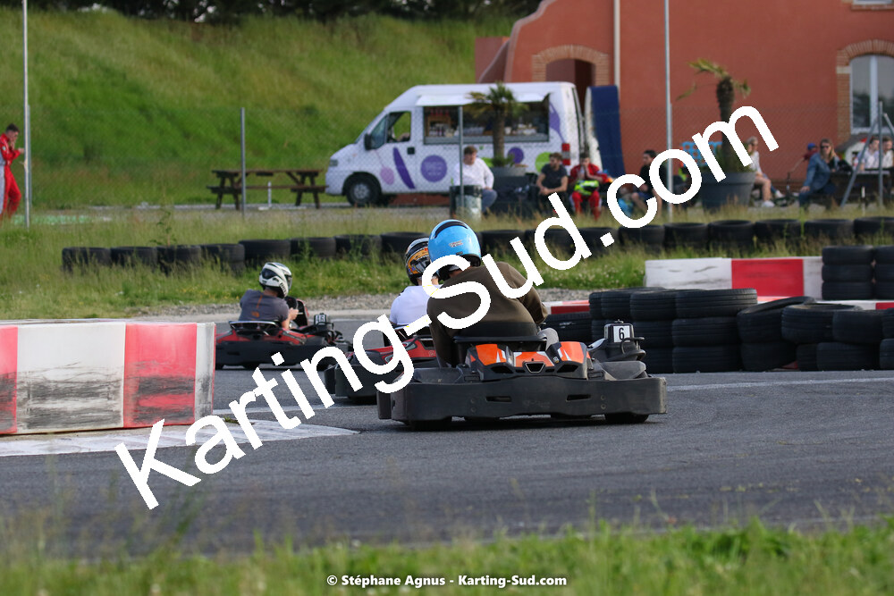 07/05/2022 : Endurance Loisir Les Razbitumes pour “1 maillot pour la vie” & Les Socio Esthéticiennes (Photos Stéphane Agnus) 2022 — karting