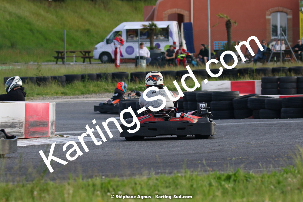 07/05/2022 : Endurance Loisir Les Razbitumes pour “1 maillot pour la vie” & Les Socio Esthéticiennes (Photos Stéphane Agnus) 2022 — karting