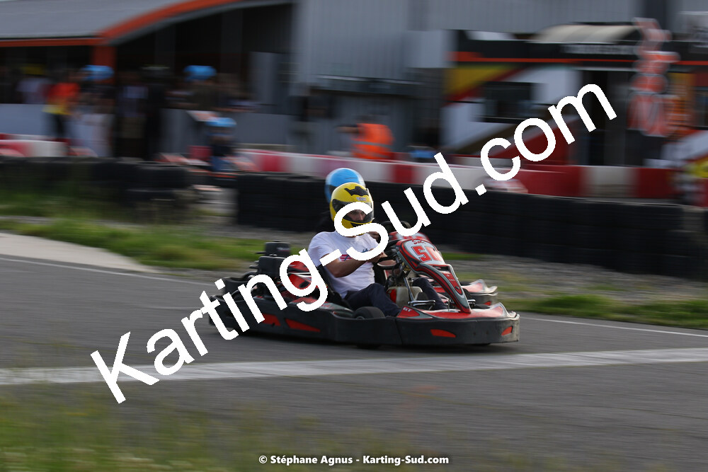 07/05/2022 : Endurance Loisir Les Razbitumes pour “1 maillot pour la vie” & Les Socio Esthéticiennes (Photos Stéphane Agnus) 2022 — karting