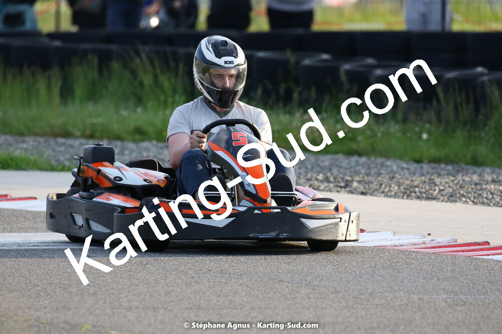 07/05/2022 : Endurance Loisir Les Razbitumes pour “1 maillot pour la vie” & Les Socio Esthéticiennes (Photos Stéphane Agnus) 2022 — karting