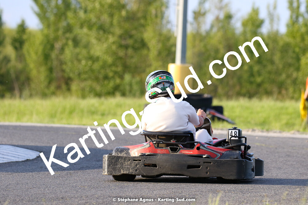 07/05/2022 : Endurance Loisir Les Razbitumes pour “1 maillot pour la vie” & Les Socio Esthéticiennes (Photos Stéphane Agnus) 2022 — karting