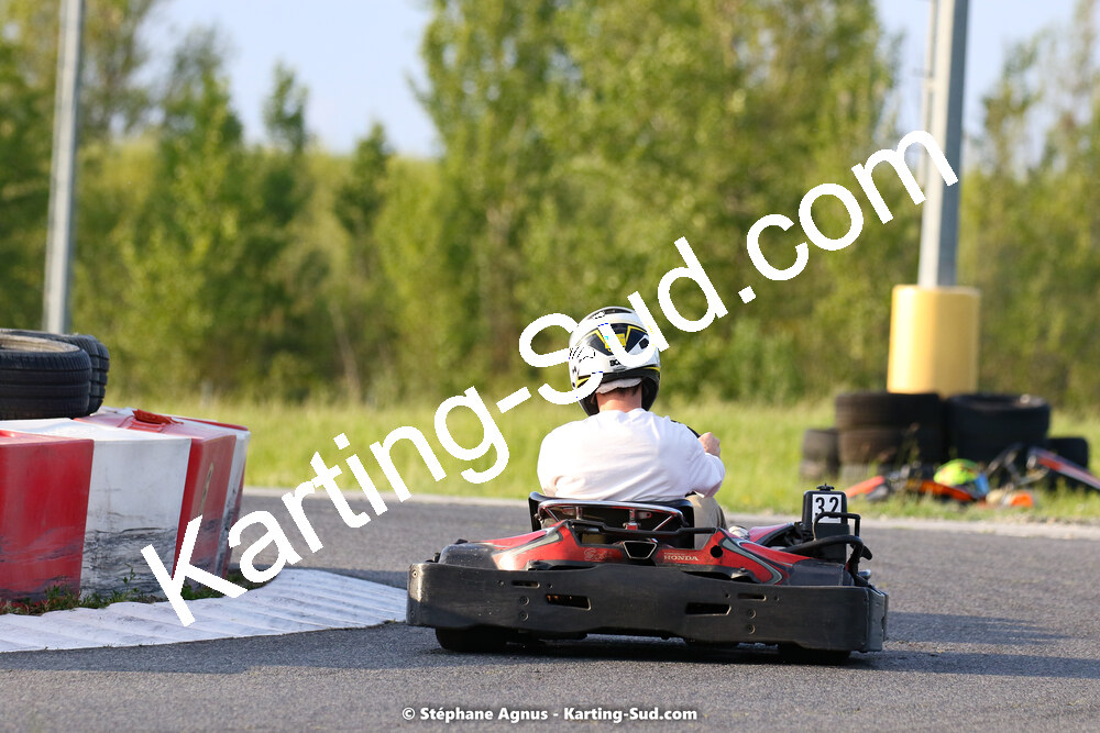 07/05/2022 : Endurance Loisir Les Razbitumes pour “1 maillot pour la vie” & Les Socio Esthéticiennes (Photos Stéphane Agnus) 2022 — karting
