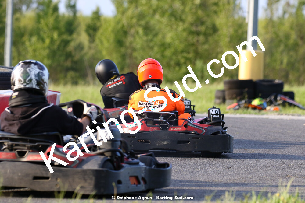 07/05/2022 : Endurance Loisir Les Razbitumes pour “1 maillot pour la vie” & Les Socio Esthéticiennes (Photos Stéphane Agnus) 2022 — karting