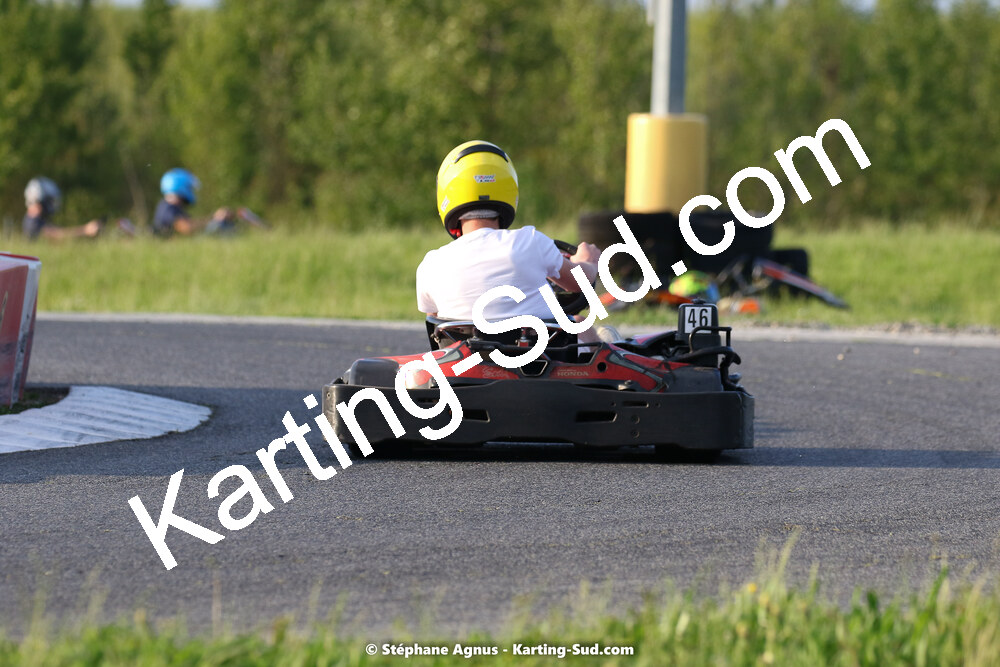 07/05/2022 : Endurance Loisir Les Razbitumes pour “1 maillot pour la vie” & Les Socio Esthéticiennes (Photos Stéphane Agnus) 2022 — karting