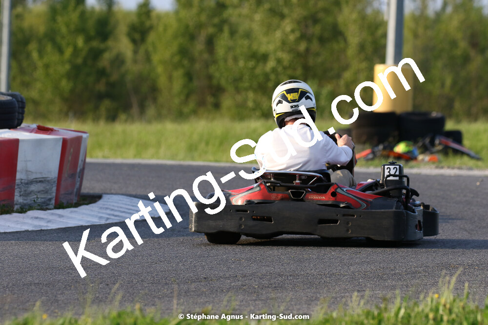 07/05/2022 : Endurance Loisir Les Razbitumes pour “1 maillot pour la vie” & Les Socio Esthéticiennes (Photos Stéphane Agnus) 2022 — karting
