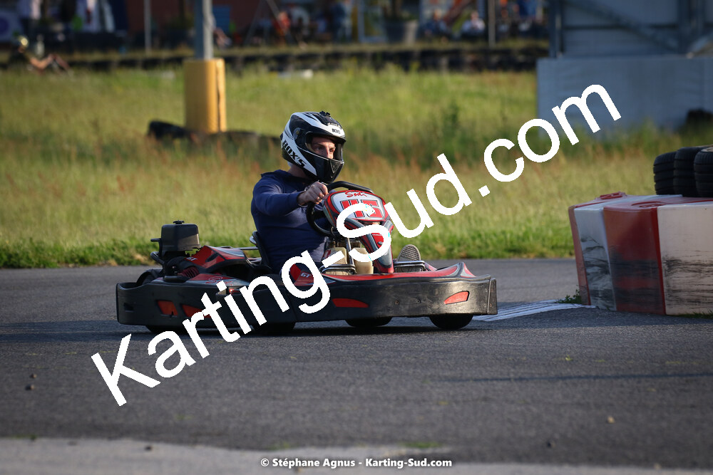 07/05/2022 : Endurance Loisir Les Razbitumes pour “1 maillot pour la vie” & Les Socio Esthéticiennes (Photos Stéphane Agnus) 2022 — karting