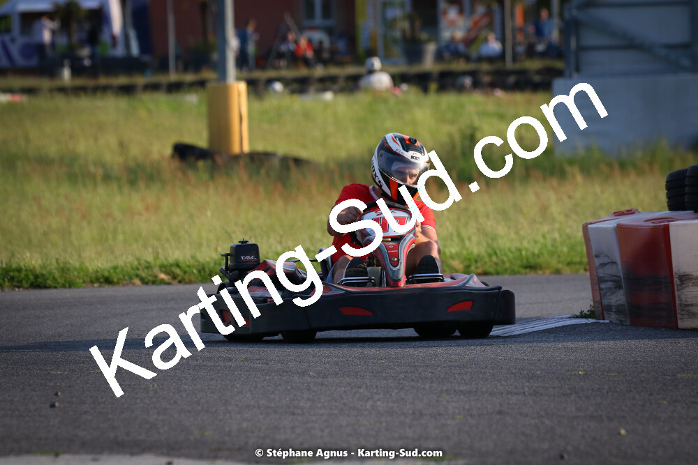 07/05/2022 : Endurance Loisir Les Razbitumes pour “1 maillot pour la vie” & Les Socio Esthéticiennes (Photos Stéphane Agnus) 2022 — karting