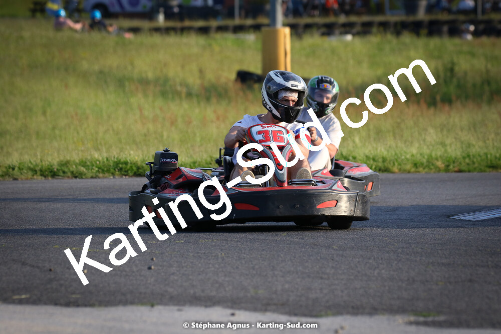 07/05/2022 : Endurance Loisir Les Razbitumes pour “1 maillot pour la vie” & Les Socio Esthéticiennes (Photos Stéphane Agnus) 2022 — karting