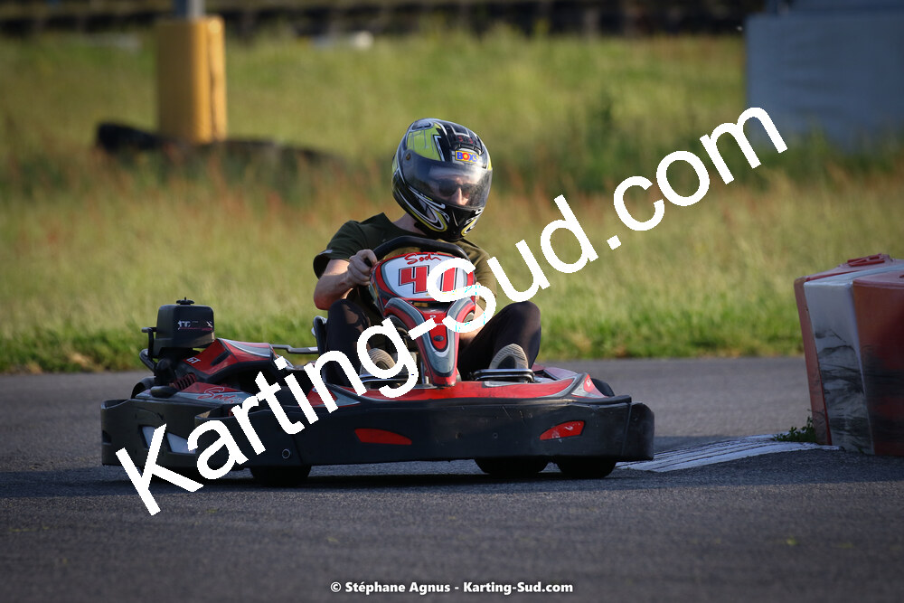 07/05/2022 : Endurance Loisir Les Razbitumes pour “1 maillot pour la vie” & Les Socio Esthéticiennes (Photos Stéphane Agnus) 2022 — karting