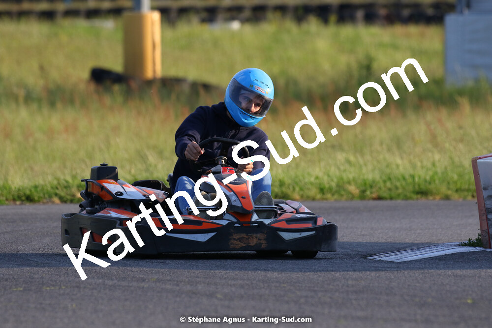 07/05/2022 : Endurance Loisir Les Razbitumes pour “1 maillot pour la vie” & Les Socio Esthéticiennes (Photos Stéphane Agnus) 2022 — karting