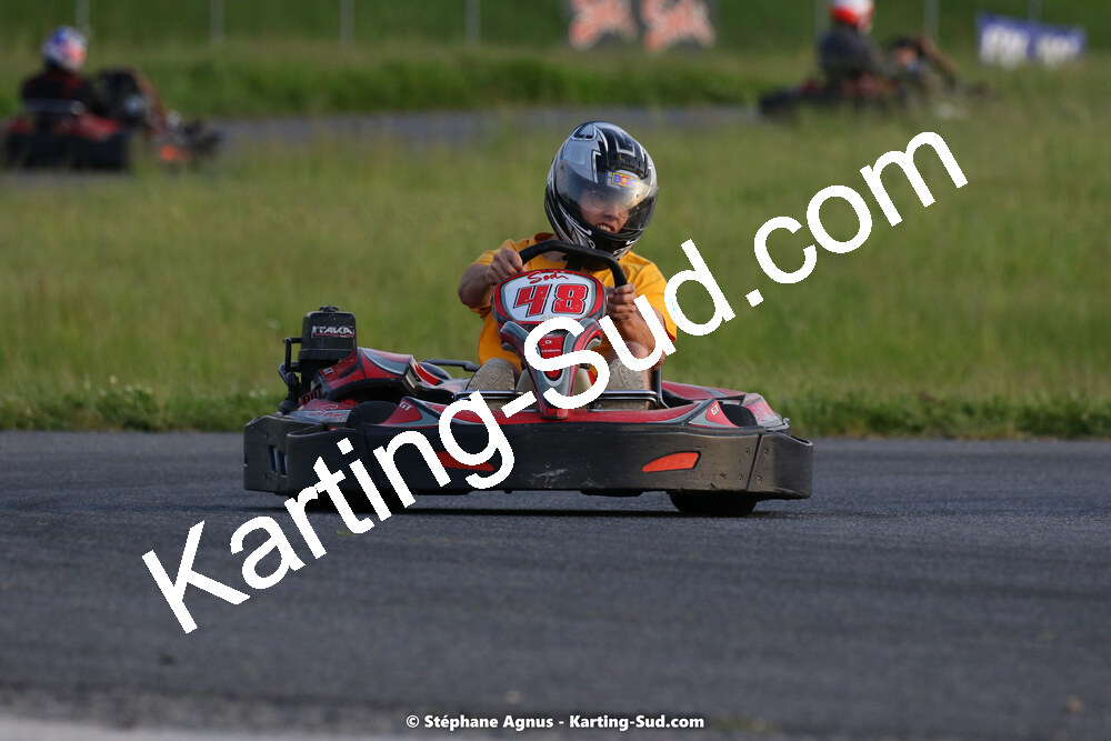 07/05/2022 : Endurance Loisir Les Razbitumes pour “1 maillot pour la vie” & Les Socio Esthéticiennes (Photos Stéphane Agnus) 2022 — karting