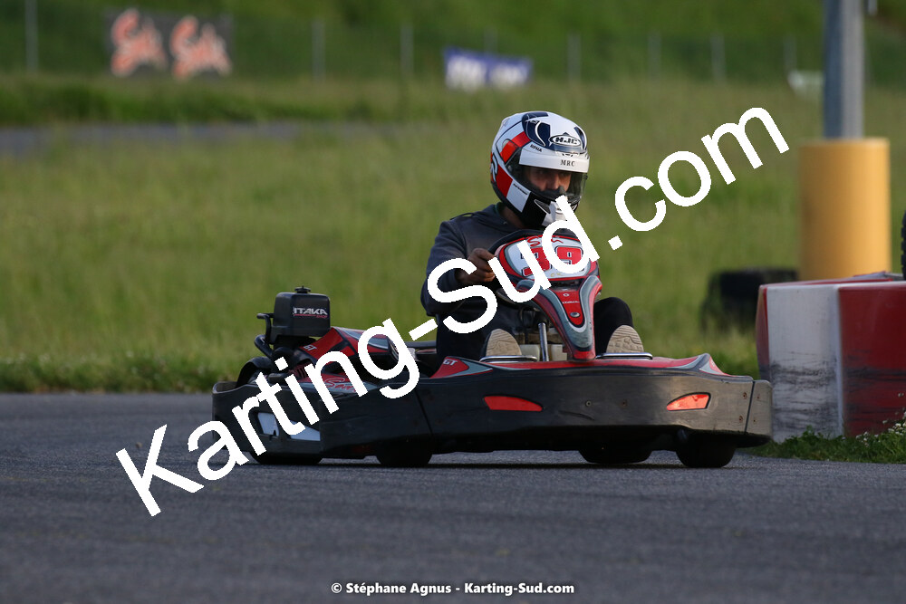07/05/2022 : Endurance Loisir Les Razbitumes pour “1 maillot pour la vie” & Les Socio Esthéticiennes (Photos Stéphane Agnus) 2022 — karting