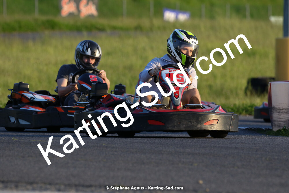 07/05/2022 : Endurance Loisir Les Razbitumes pour “1 maillot pour la vie” & Les Socio Esthéticiennes (Photos Stéphane Agnus) 2022 — karting