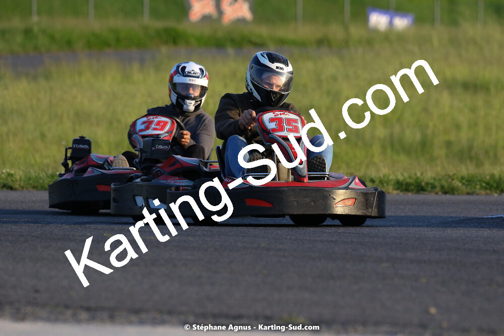 07/05/2022 : Endurance Loisir Les Razbitumes pour “1 maillot pour la vie” & Les Socio Esthéticiennes (Photos Stéphane Agnus) 2022 — karting