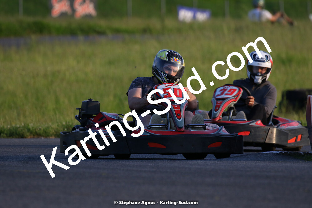 07/05/2022 : Endurance Loisir Les Razbitumes pour “1 maillot pour la vie” & Les Socio Esthéticiennes (Photos Stéphane Agnus) 2022 — karting