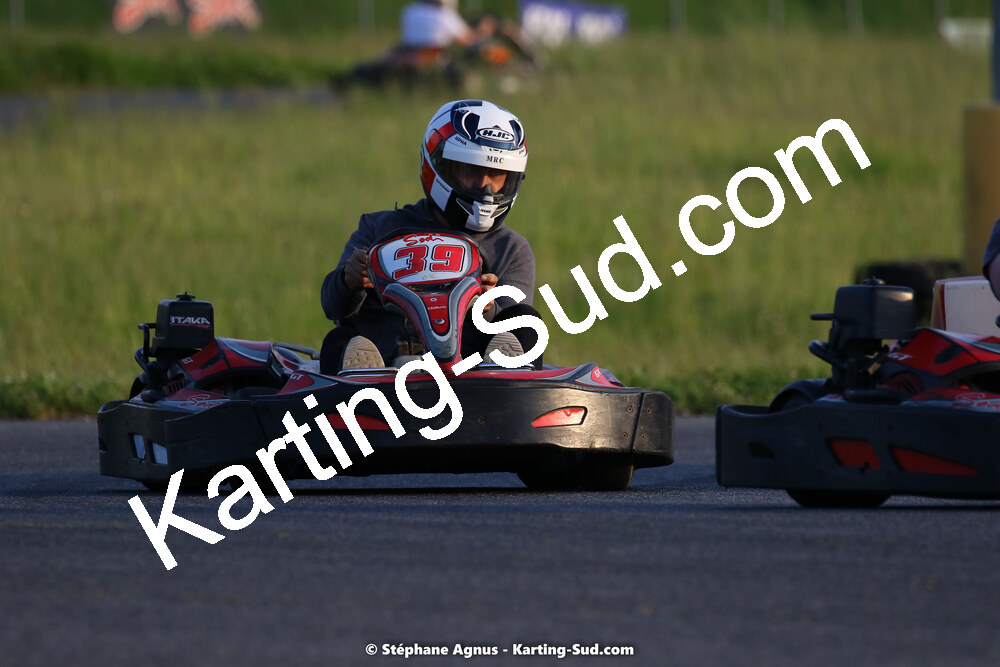 07/05/2022 : Endurance Loisir Les Razbitumes pour “1 maillot pour la vie” & Les Socio Esthéticiennes (Photos Stéphane Agnus) 2022 — karting