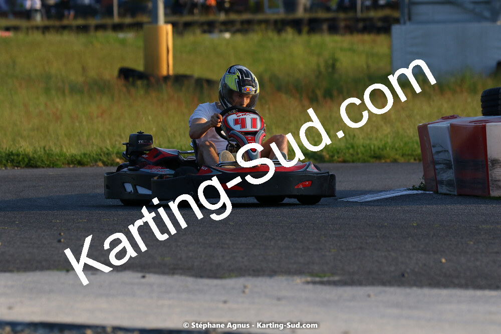 07/05/2022 : Endurance Loisir Les Razbitumes pour “1 maillot pour la vie” & Les Socio Esthéticiennes (Photos Stéphane Agnus) 2022 — karting