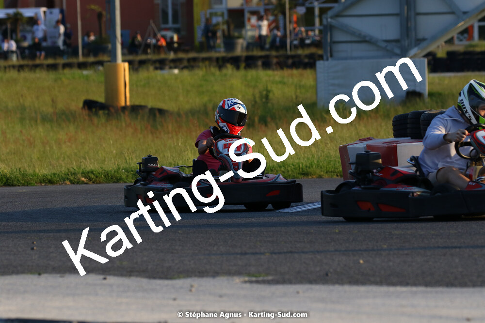 07/05/2022 : Endurance Loisir Les Razbitumes pour “1 maillot pour la vie” & Les Socio Esthéticiennes (Photos Stéphane Agnus) 2022 — karting