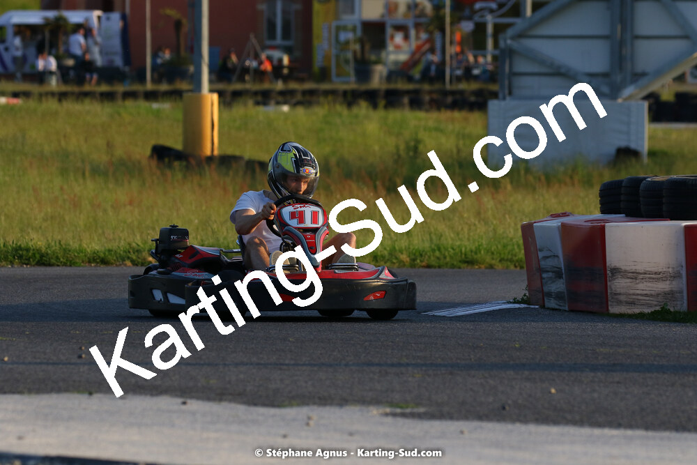07/05/2022 : Endurance Loisir Les Razbitumes pour “1 maillot pour la vie” & Les Socio Esthéticiennes (Photos Stéphane Agnus) 2022 — karting