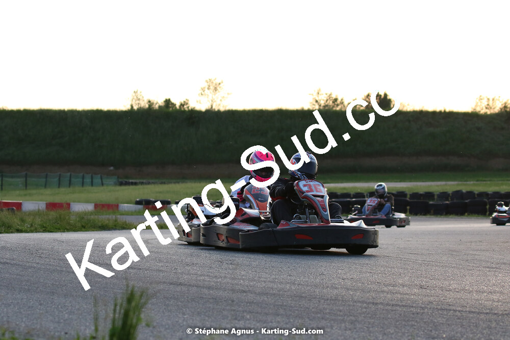 07/05/2022 : Endurance Loisir Les Razbitumes pour “1 maillot pour la vie” & Les Socio Esthéticiennes (Photos Stéphane Agnus) 2022 — karting