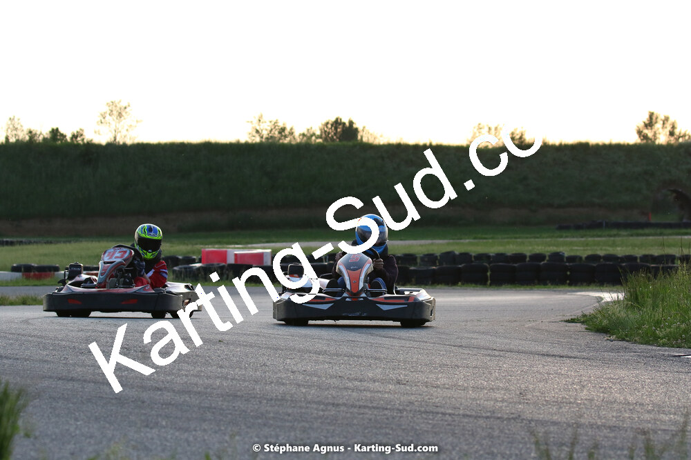 07/05/2022 : Endurance Loisir Les Razbitumes pour “1 maillot pour la vie” & Les Socio Esthéticiennes (Photos Stéphane Agnus) 2022 — karting