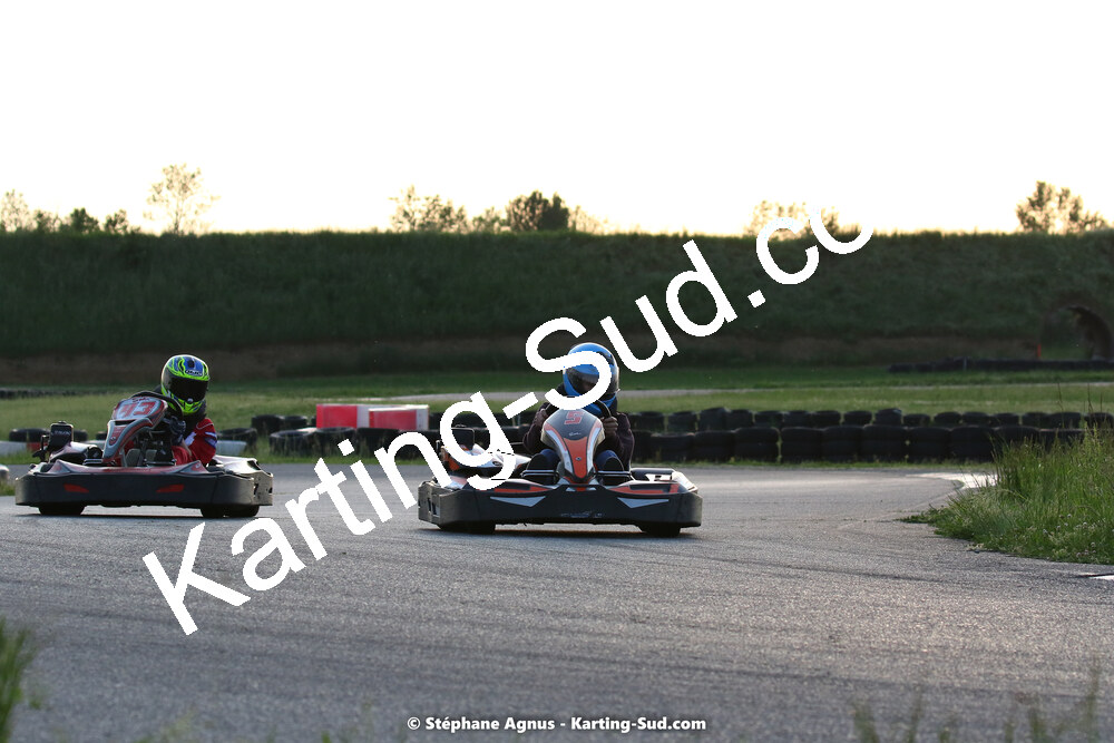 07/05/2022 : Endurance Loisir Les Razbitumes pour “1 maillot pour la vie” & Les Socio Esthéticiennes (Photos Stéphane Agnus) 2022 — karting