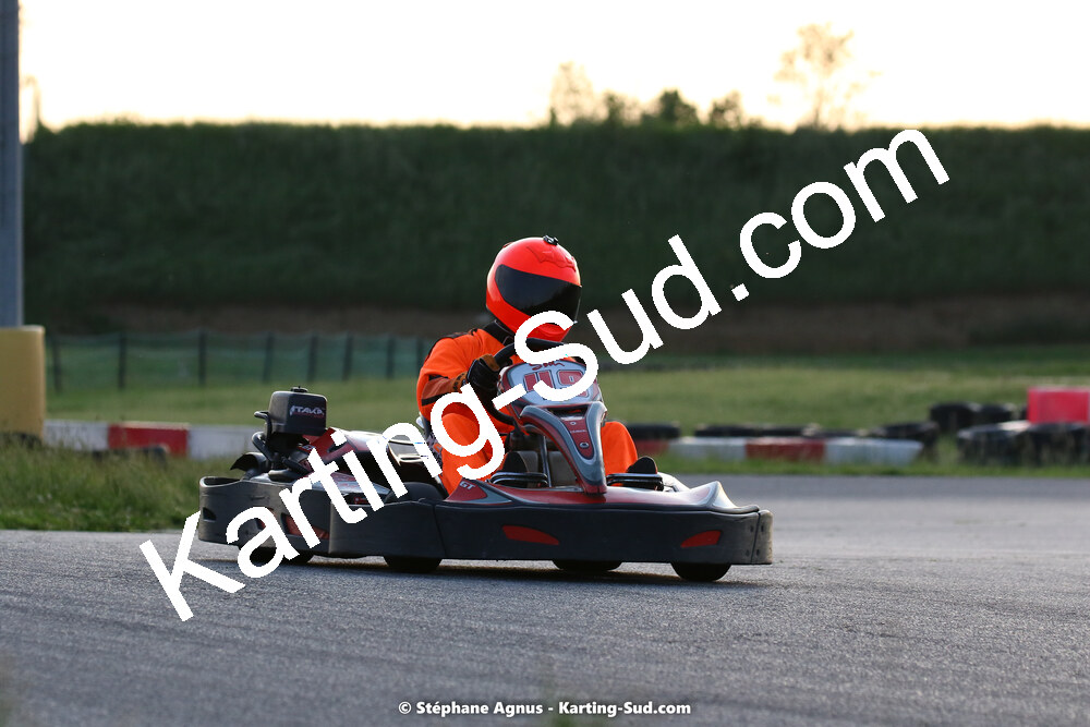 07/05/2022 : Endurance Loisir Les Razbitumes pour “1 maillot pour la vie” & Les Socio Esthéticiennes (Photos Stéphane Agnus) 2022 — karting