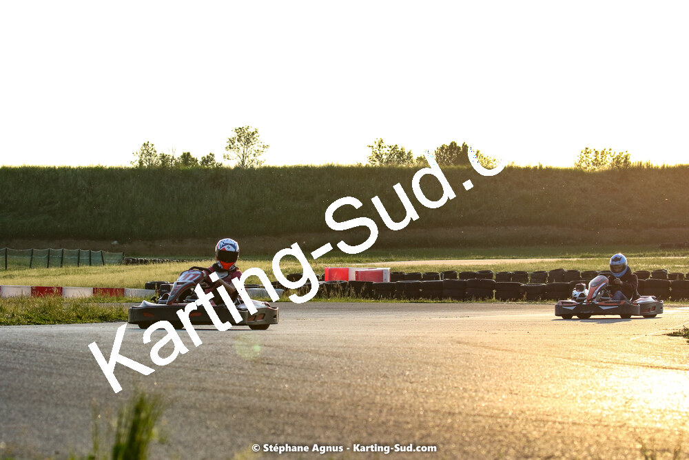 07/05/2022 : Endurance Loisir Les Razbitumes pour “1 maillot pour la vie” & Les Socio Esthéticiennes (Photos Stéphane Agnus) 2022 — karting