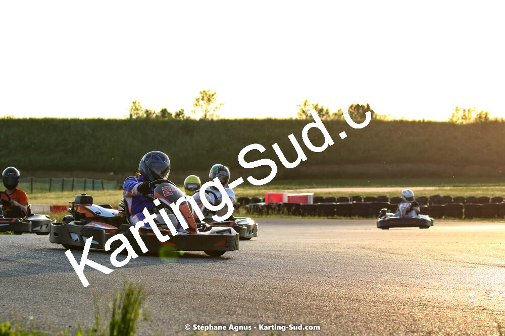 07/05/2022 : Endurance Loisir Les Razbitumes pour “1 maillot pour la vie” & Les Socio Esthéticiennes (Photos Stéphane Agnus) 2022 — karting