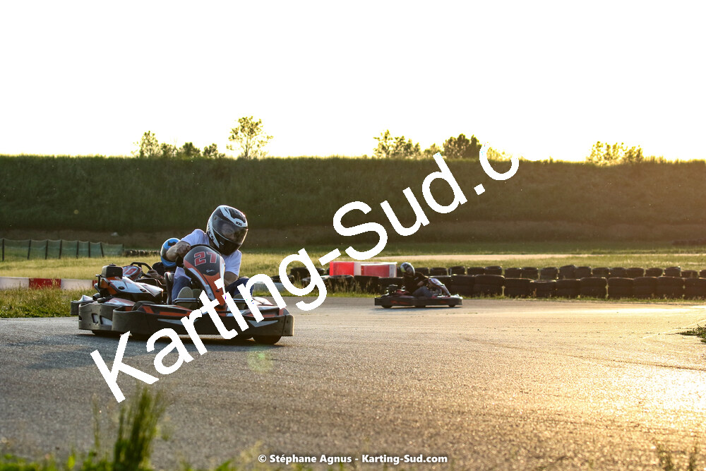 07/05/2022 : Endurance Loisir Les Razbitumes pour “1 maillot pour la vie” & Les Socio Esthéticiennes (Photos Stéphane Agnus) 2022 — karting