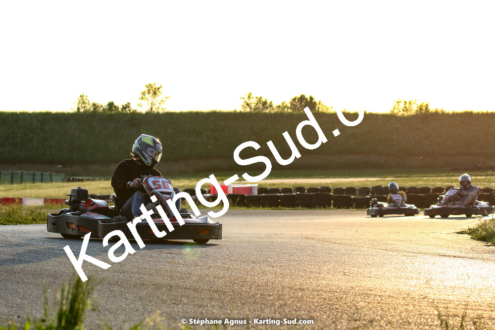 07/05/2022 : Endurance Loisir Les Razbitumes pour “1 maillot pour la vie” & Les Socio Esthéticiennes (Photos Stéphane Agnus) 2022 — karting