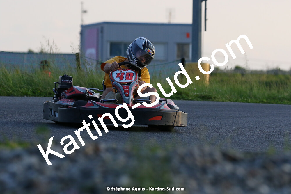 07/05/2022 : Endurance Loisir Les Razbitumes pour “1 maillot pour la vie” & Les Socio Esthéticiennes (Photos Stéphane Agnus) 2022 — karting