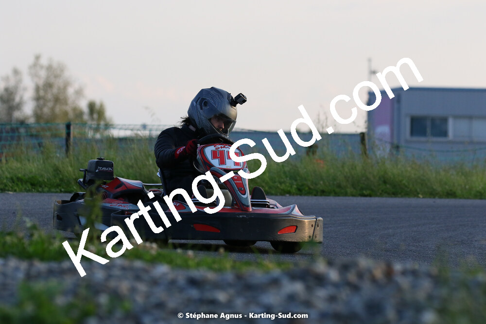 07/05/2022 : Endurance Loisir Les Razbitumes pour “1 maillot pour la vie” & Les Socio Esthéticiennes (Photos Stéphane Agnus) 2022 — karting