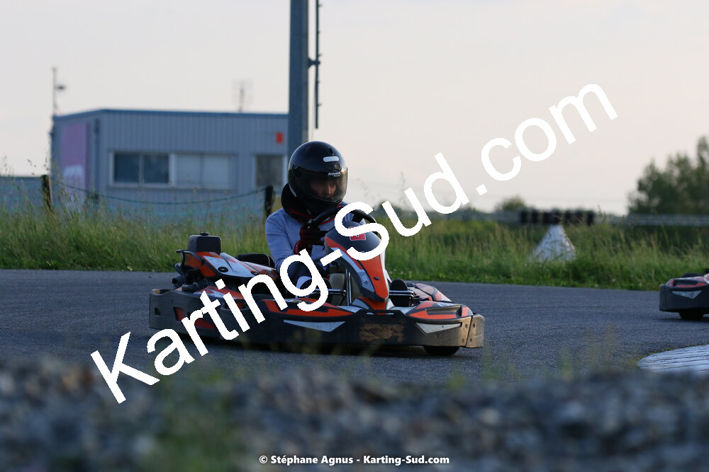 07/05/2022 : Endurance Loisir Les Razbitumes pour “1 maillot pour la vie” & Les Socio Esthéticiennes (Photos Stéphane Agnus) 2022 — karting