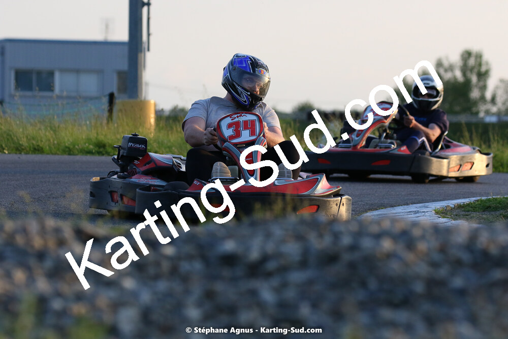 07/05/2022 : Endurance Loisir Les Razbitumes pour “1 maillot pour la vie” & Les Socio Esthéticiennes (Photos Stéphane Agnus) 2022 — karting