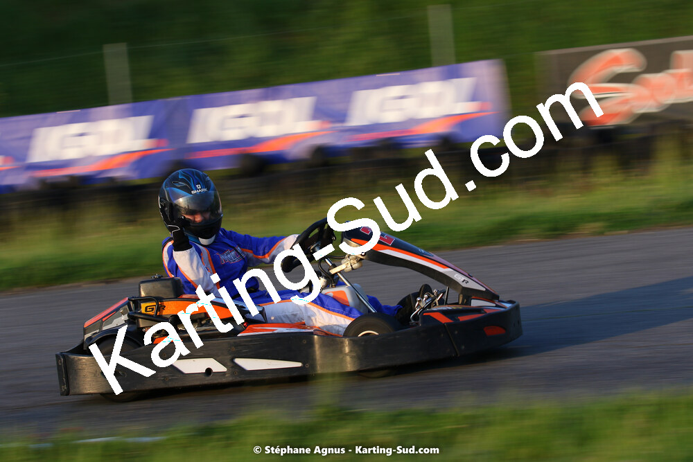 07/05/2022 : Endurance Loisir Les Razbitumes pour “1 maillot pour la vie” & Les Socio Esthéticiennes (Photos Stéphane Agnus) 2022 — karting