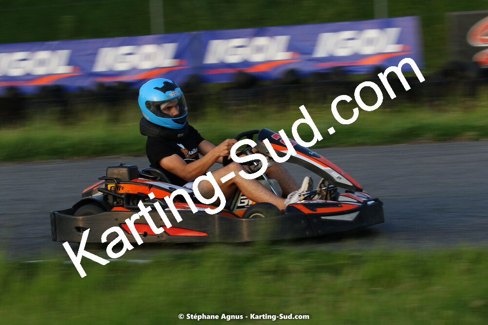 07/05/2022 : Endurance Loisir Les Razbitumes pour “1 maillot pour la vie” & Les Socio Esthéticiennes (Photos Stéphane Agnus) 2022 — karting