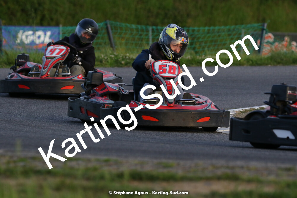 07/05/2022 : Endurance Loisir Les Razbitumes pour “1 maillot pour la vie” & Les Socio Esthéticiennes (Photos Stéphane Agnus) 2022 — karting