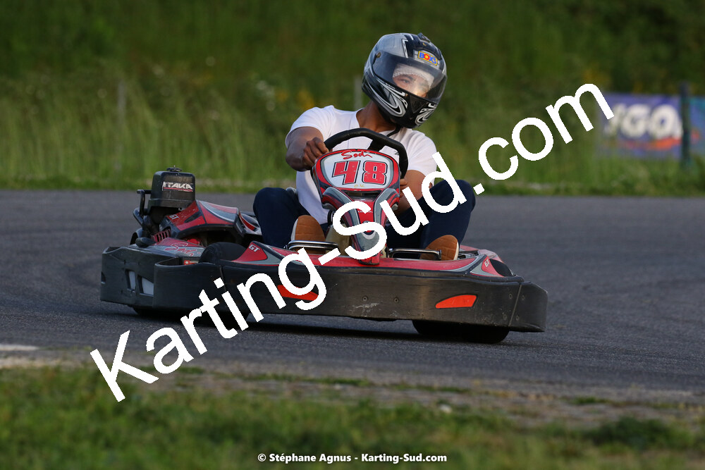 07/05/2022 : Endurance Loisir Les Razbitumes pour “1 maillot pour la vie” & Les Socio Esthéticiennes (Photos Stéphane Agnus) 2022 — karting